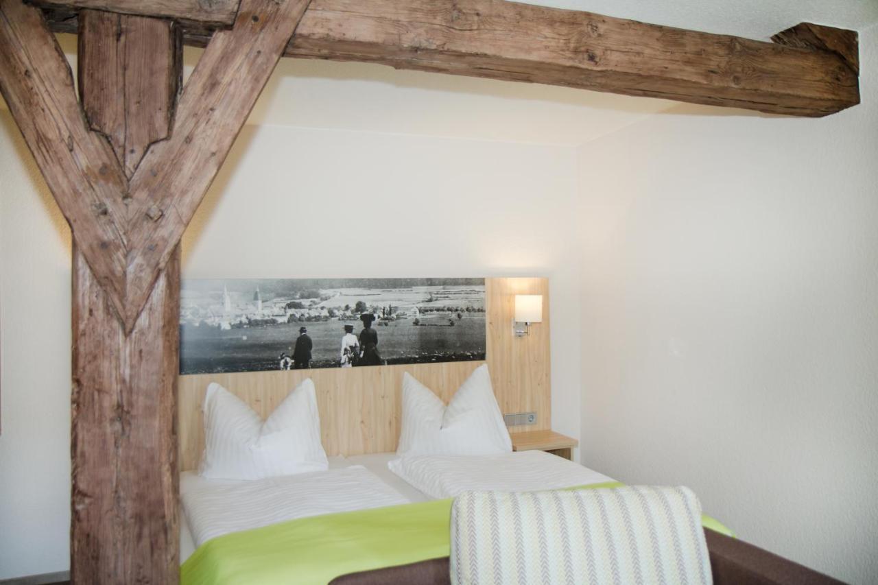 Hotel-Gasthof Blaue Traube E.K. Berching Pokoj fotografie